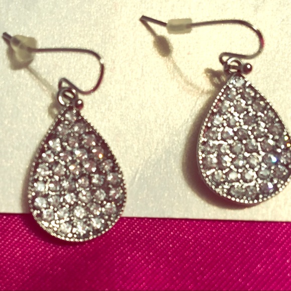Drop earrings - Picture 1 of 2